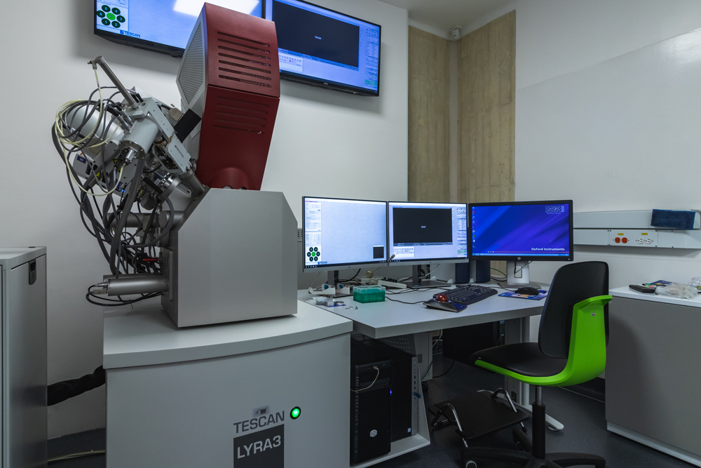 Dual Beam (FIB-SEM) + STEM + EDX